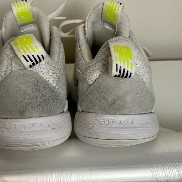 New Balance FuelCell VB-01 Women’s Volleyball Shoes - White/Black-size 7.5 - Picture 4 of 10